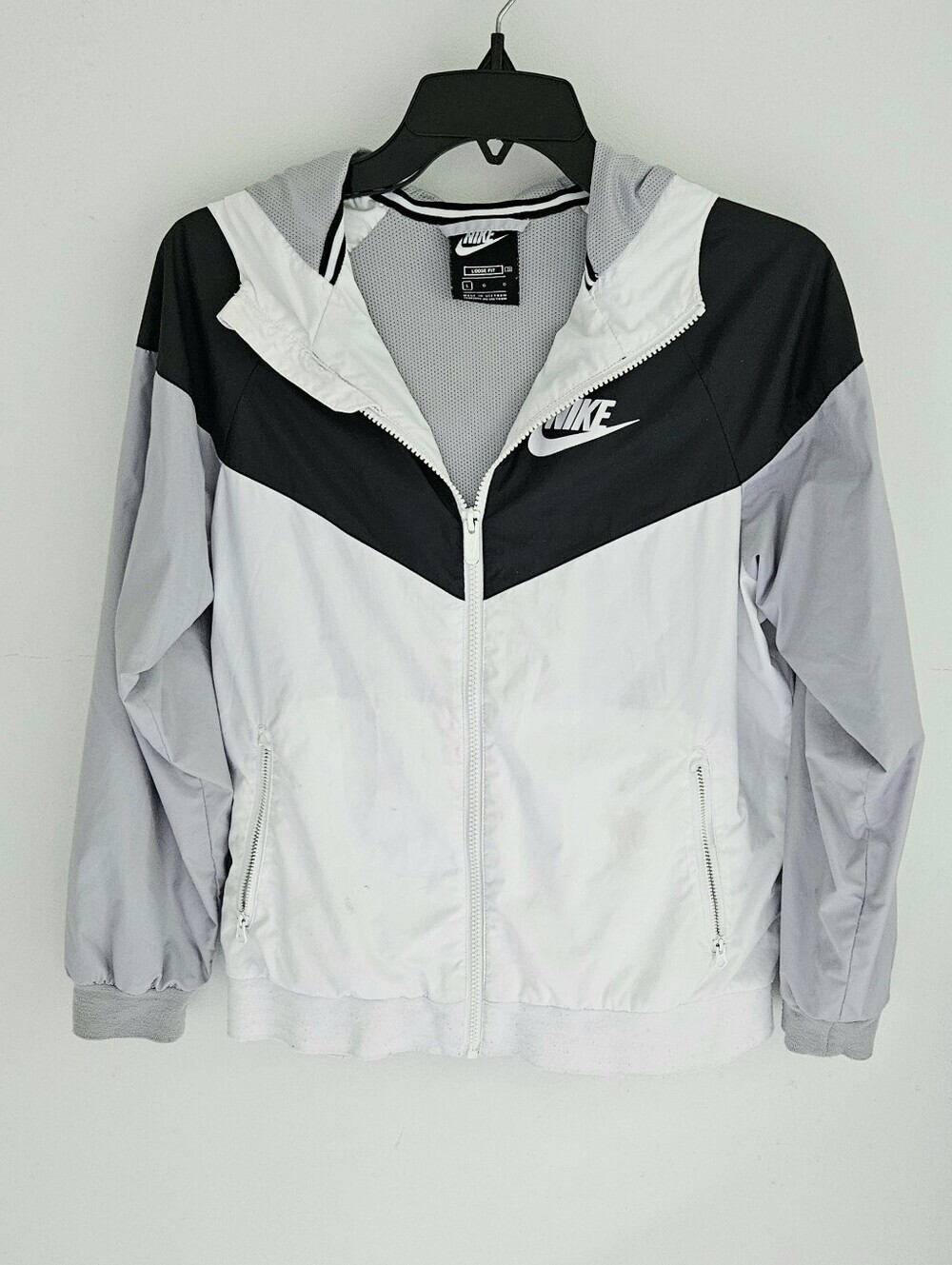 Nike Zip Jacket Hoodies Gray And Black All Weather Boys Large
